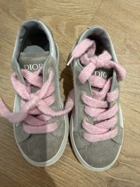 Dior Kids Gray Suede Sneakers with Pink Laces